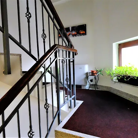 Cozy Attic Ii * بوخارست